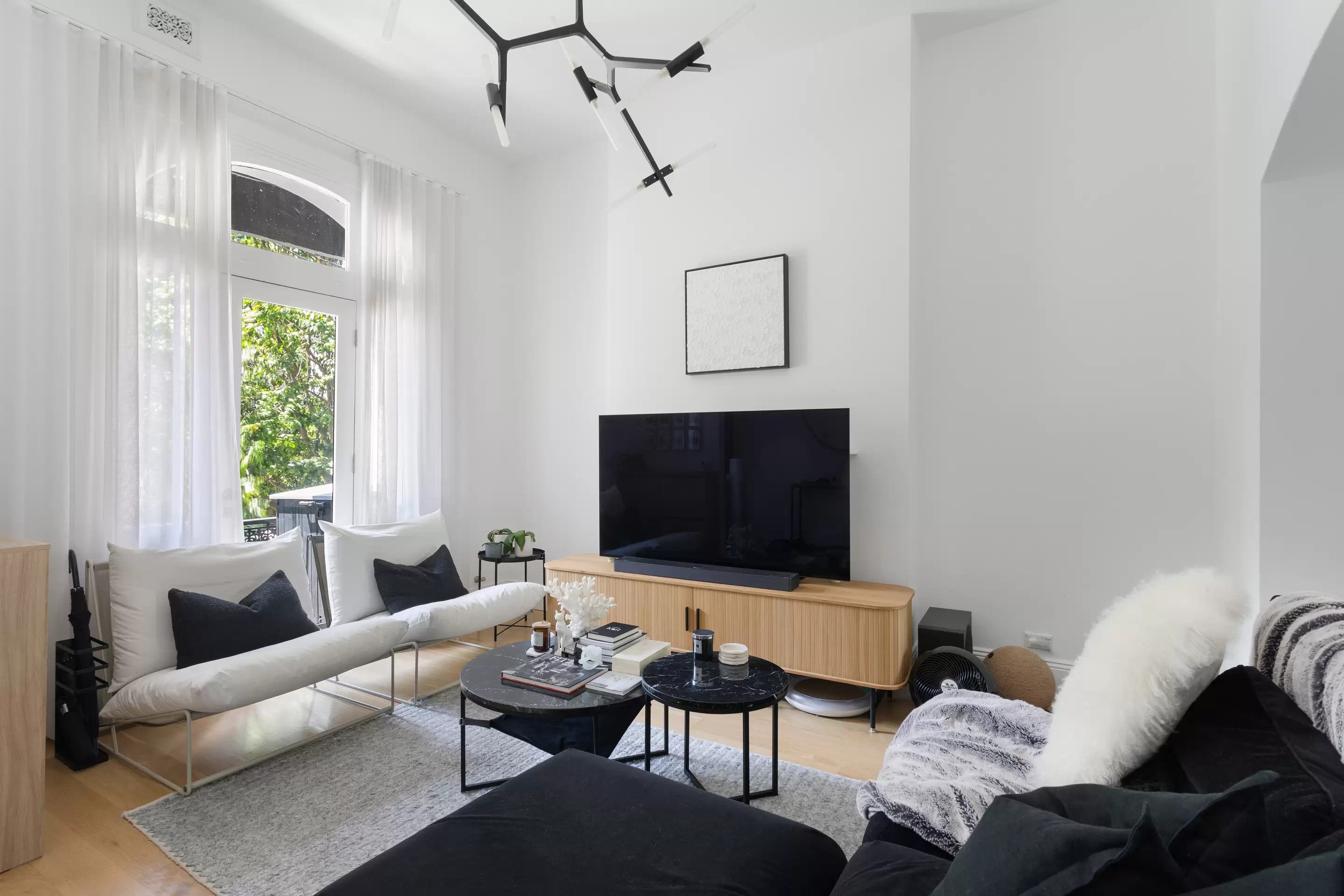 39 & 39a Albion Avenue, Paddington Sold by Sydney Sotheby's International Realty - image 2
