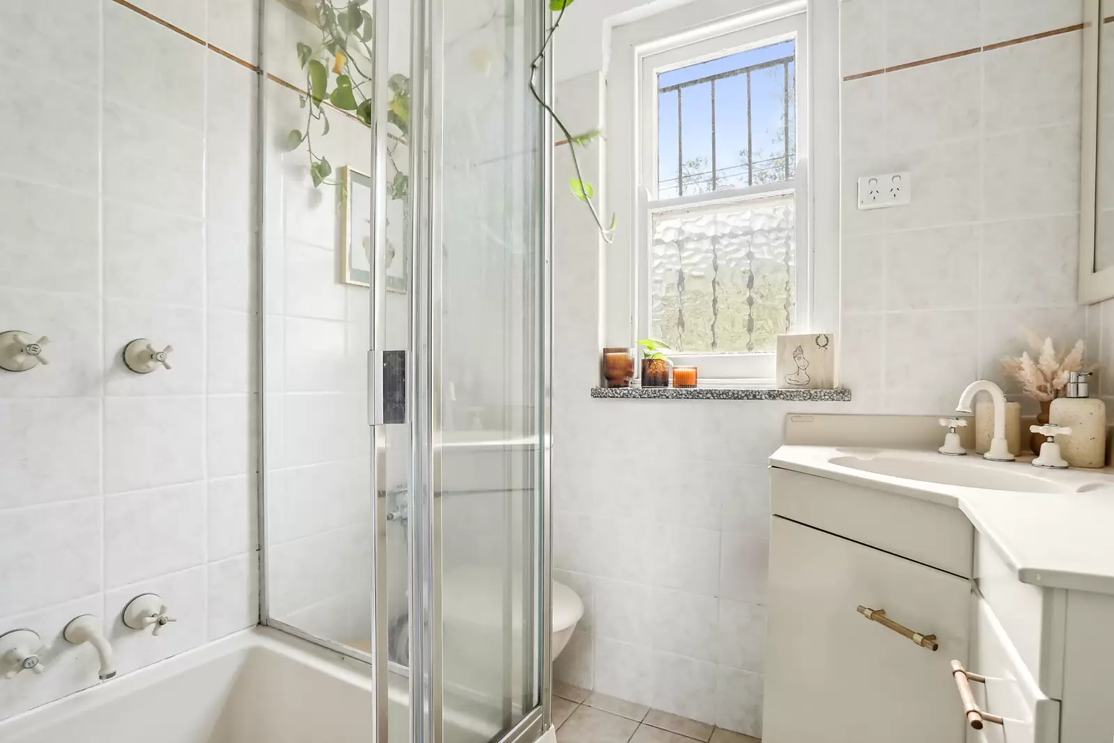 5/107 Ebley Street, Bondi Junction Sold by Sydney Sotheby's International Realty - image 5