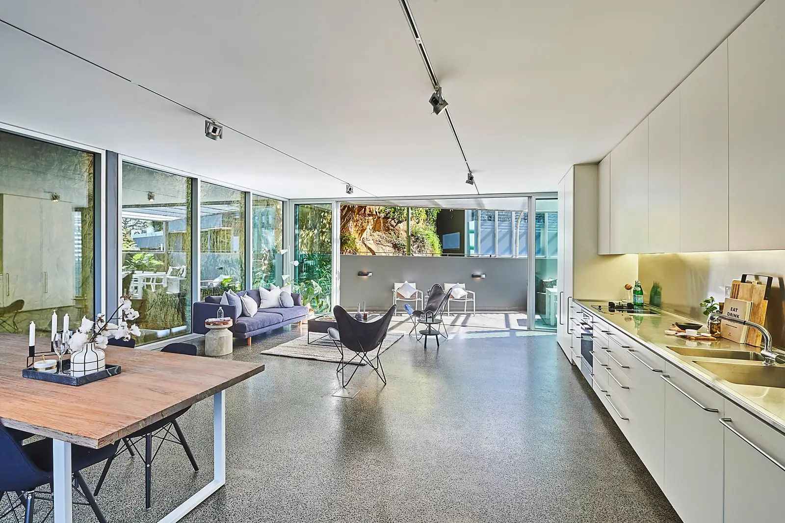 26-28 Roylston Street, Paddington Sold by Sydney Sotheby's International Realty - image 2