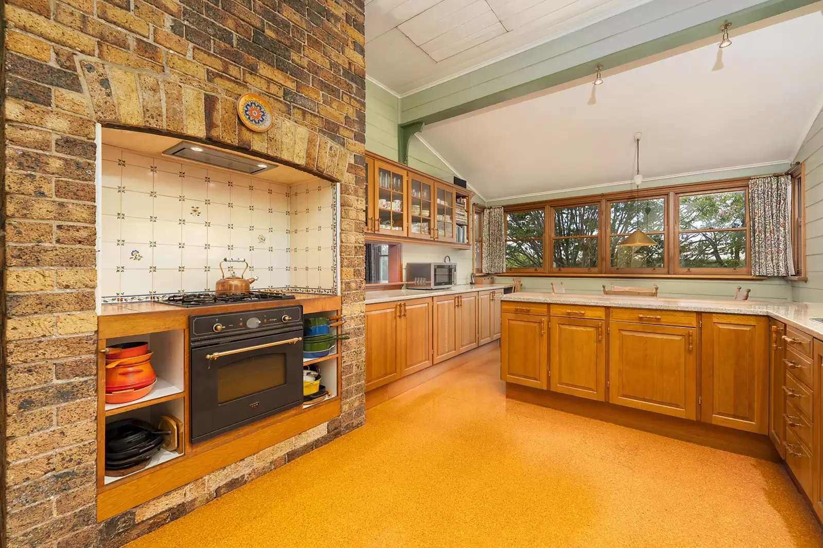165 Marsh Street, Armidale Sold by Sydney Sotheby's International Realty - image 2