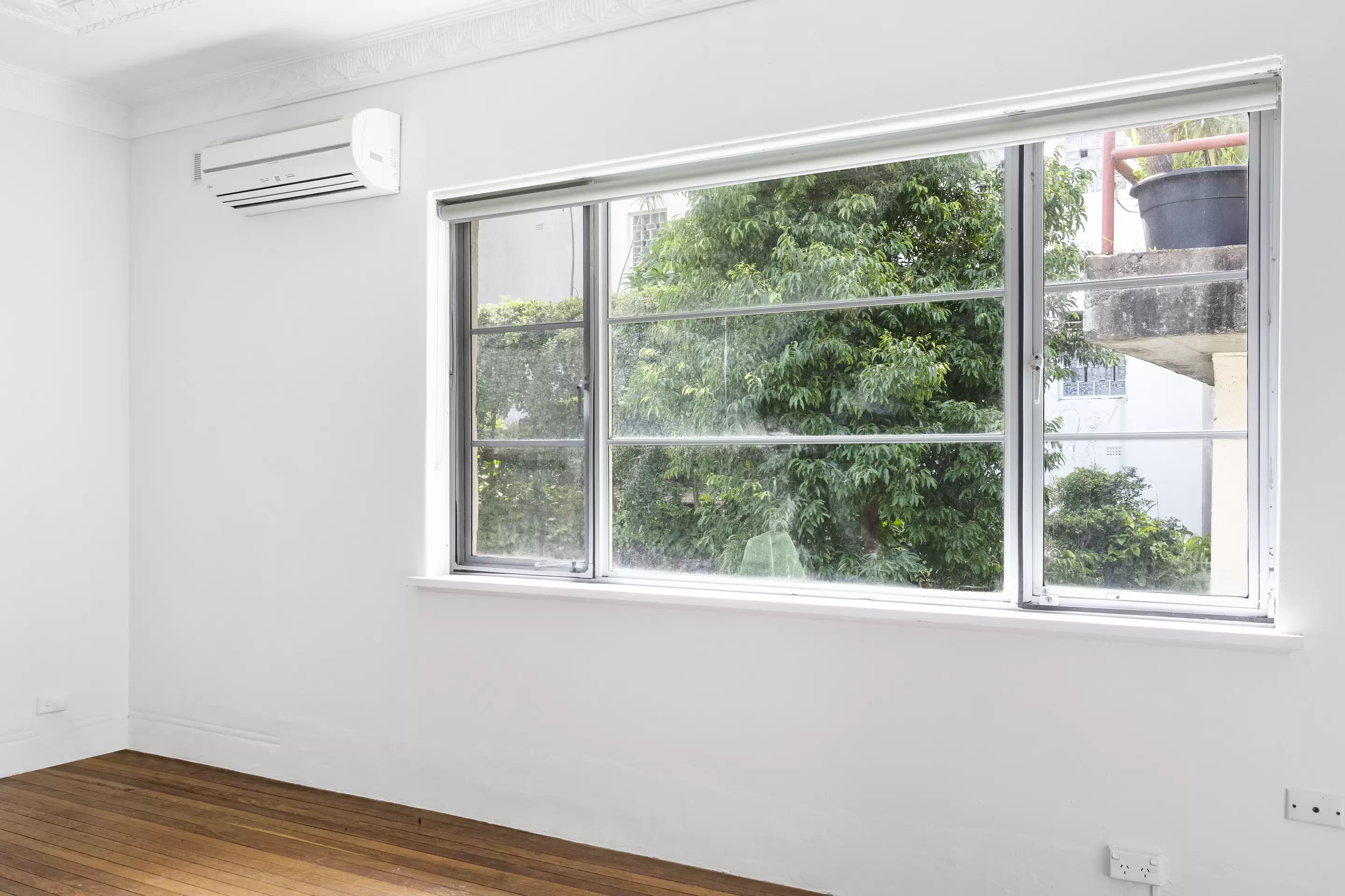 14/9 Esplanade, Elizabeth Bay Sold by Sydney Sotheby's International Realty - image 3