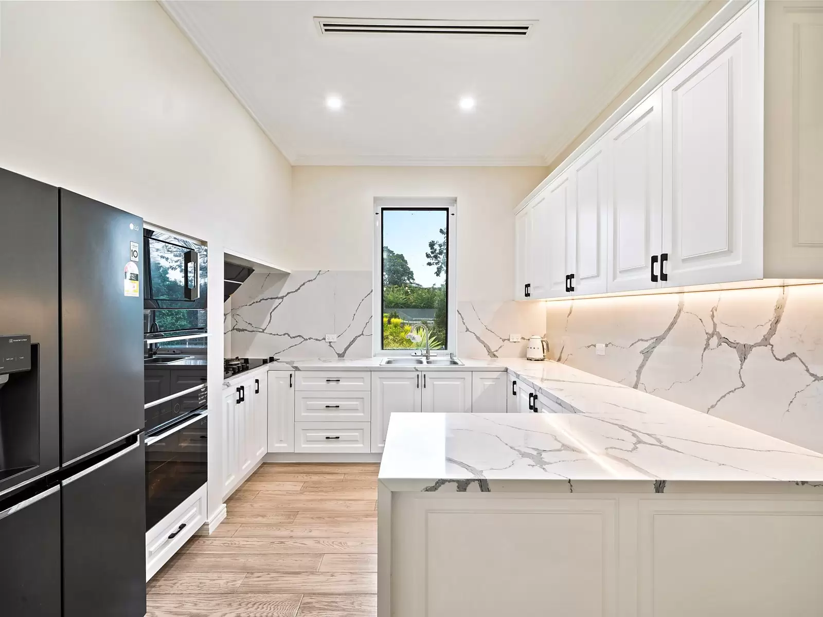 20 Kambala Road, Bellevue Hill Sold by Sydney Sotheby's International Realty - image 9