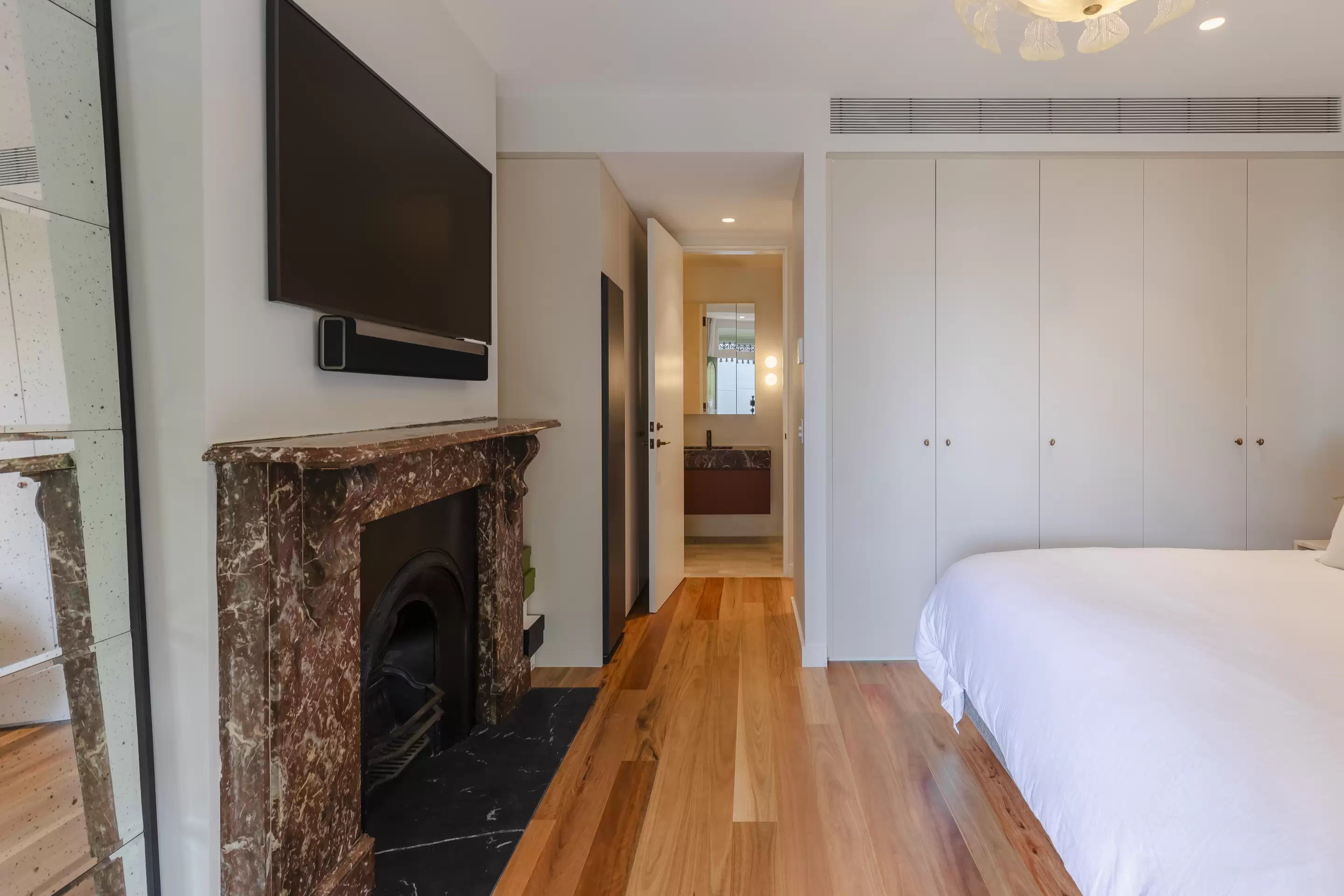93 Stanley Street, Darlinghurst Sold by Sydney Sotheby's International Realty - image 8