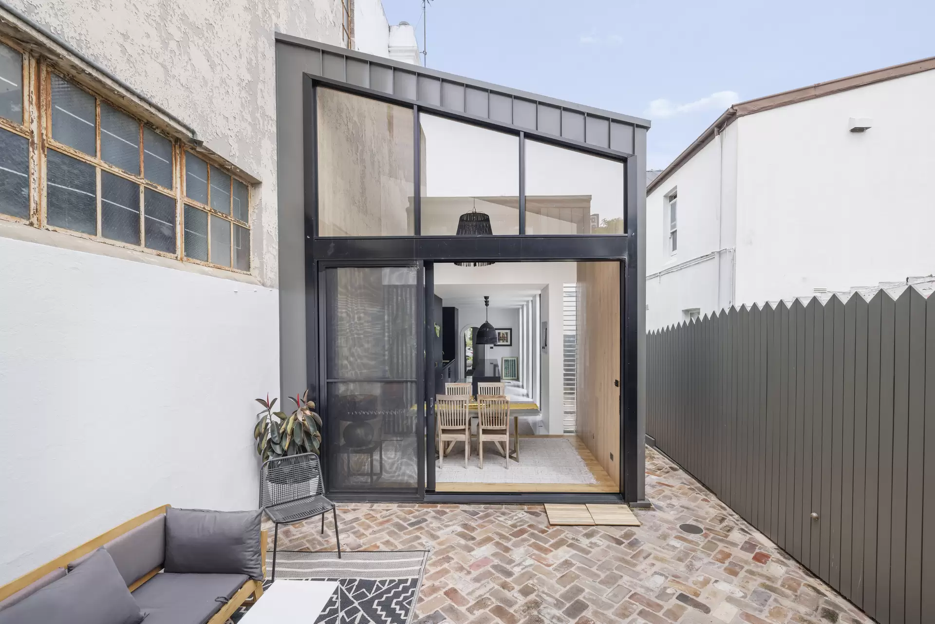 720 Bourke Street, Redfern Sold by Sydney Sotheby's International Realty - image 1