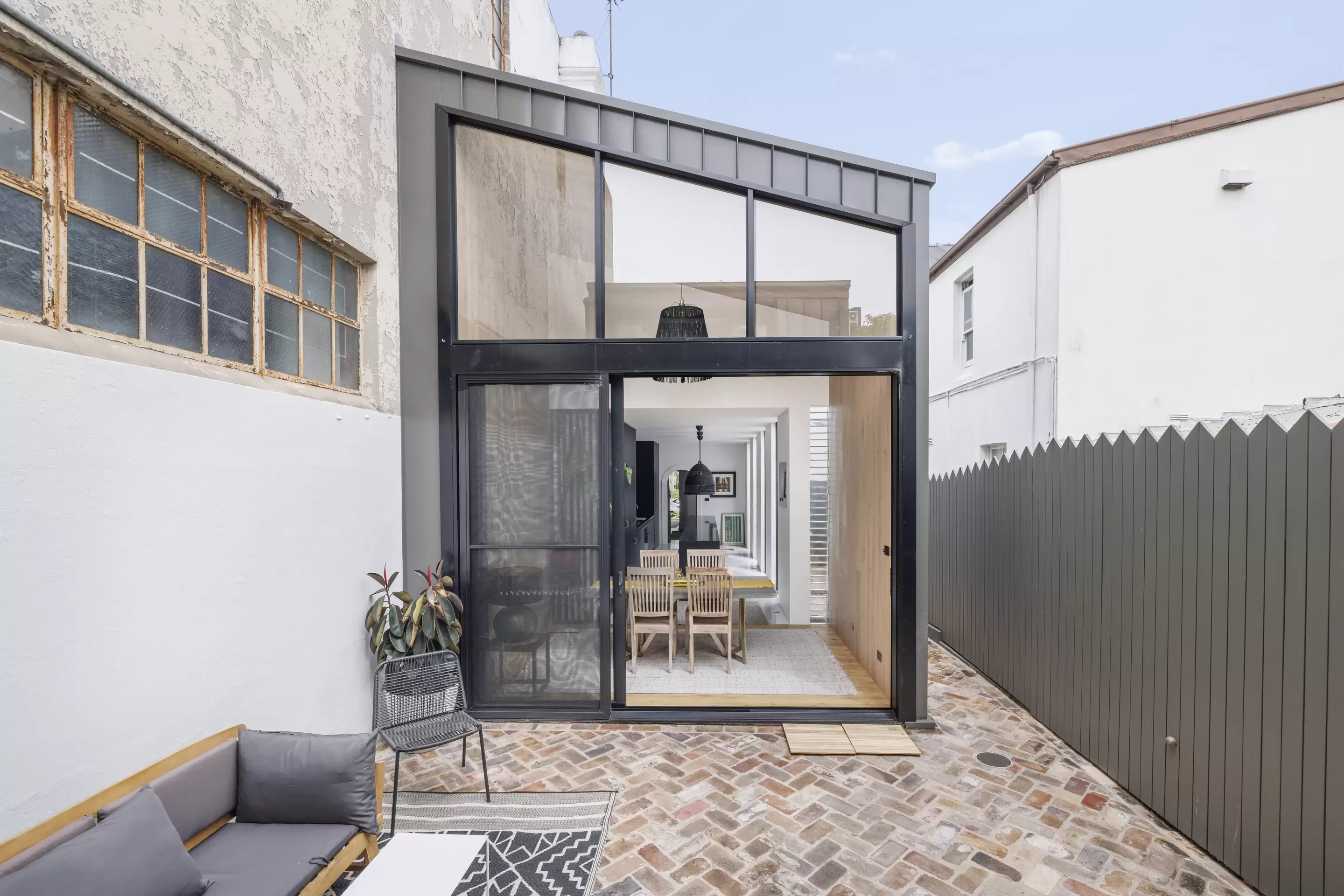720 Bourke Street, Redfern Sold by Sydney Sotheby's International Realty - image 10