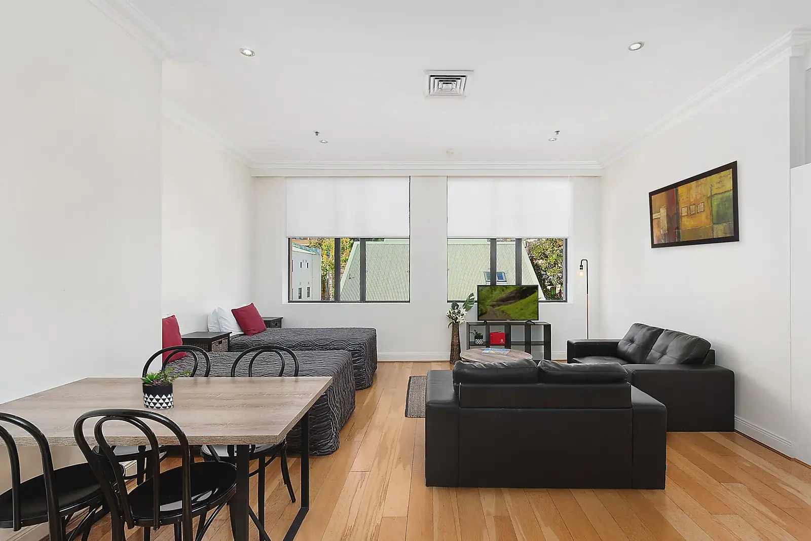 307/88 Dowling Street, Woolloomooloo Sold by Sydney Sotheby's International Realty - image 2