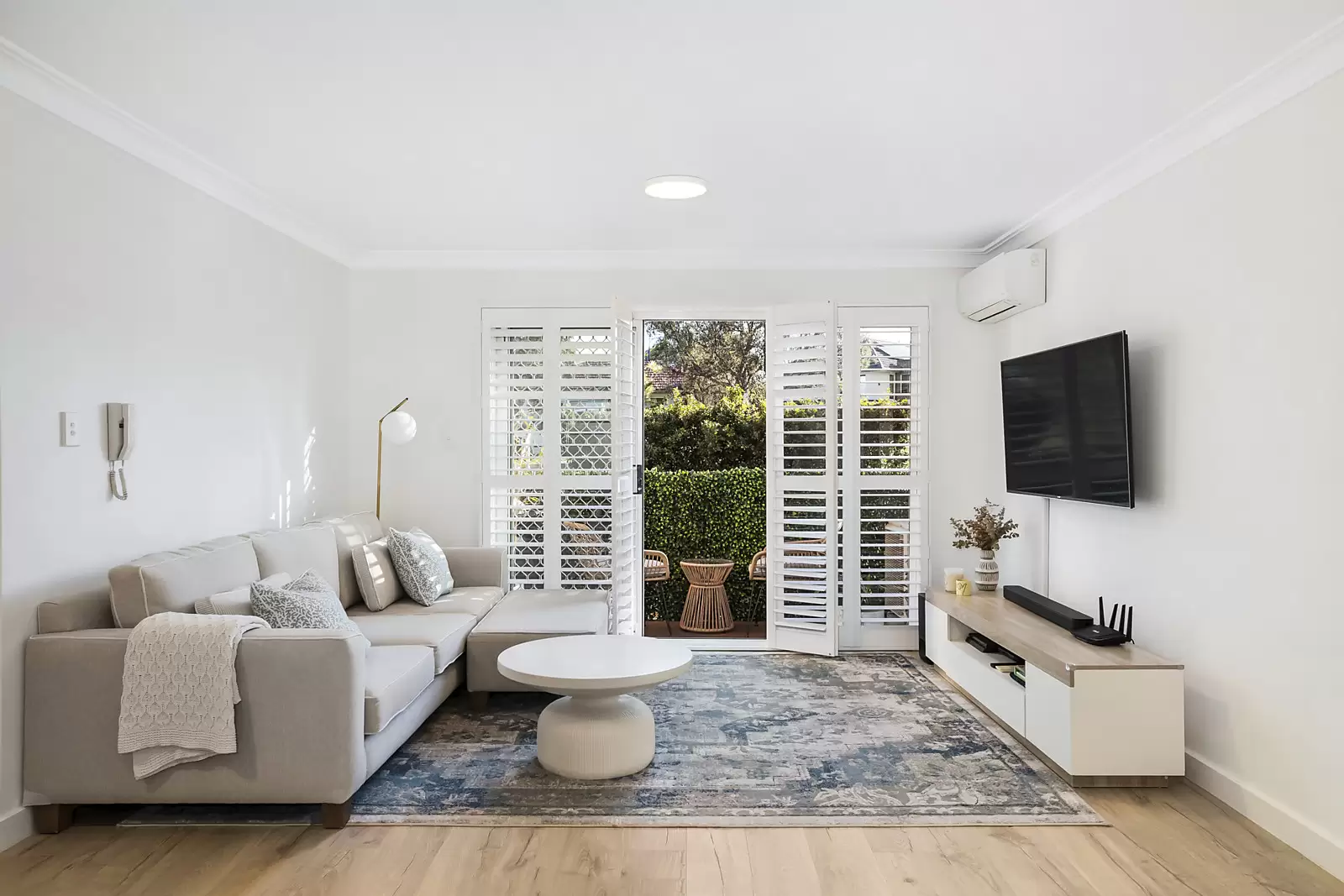 8/126-128 Mons Avenue, Maroubra Sold by Sydney Sotheby's International Realty - image 2
