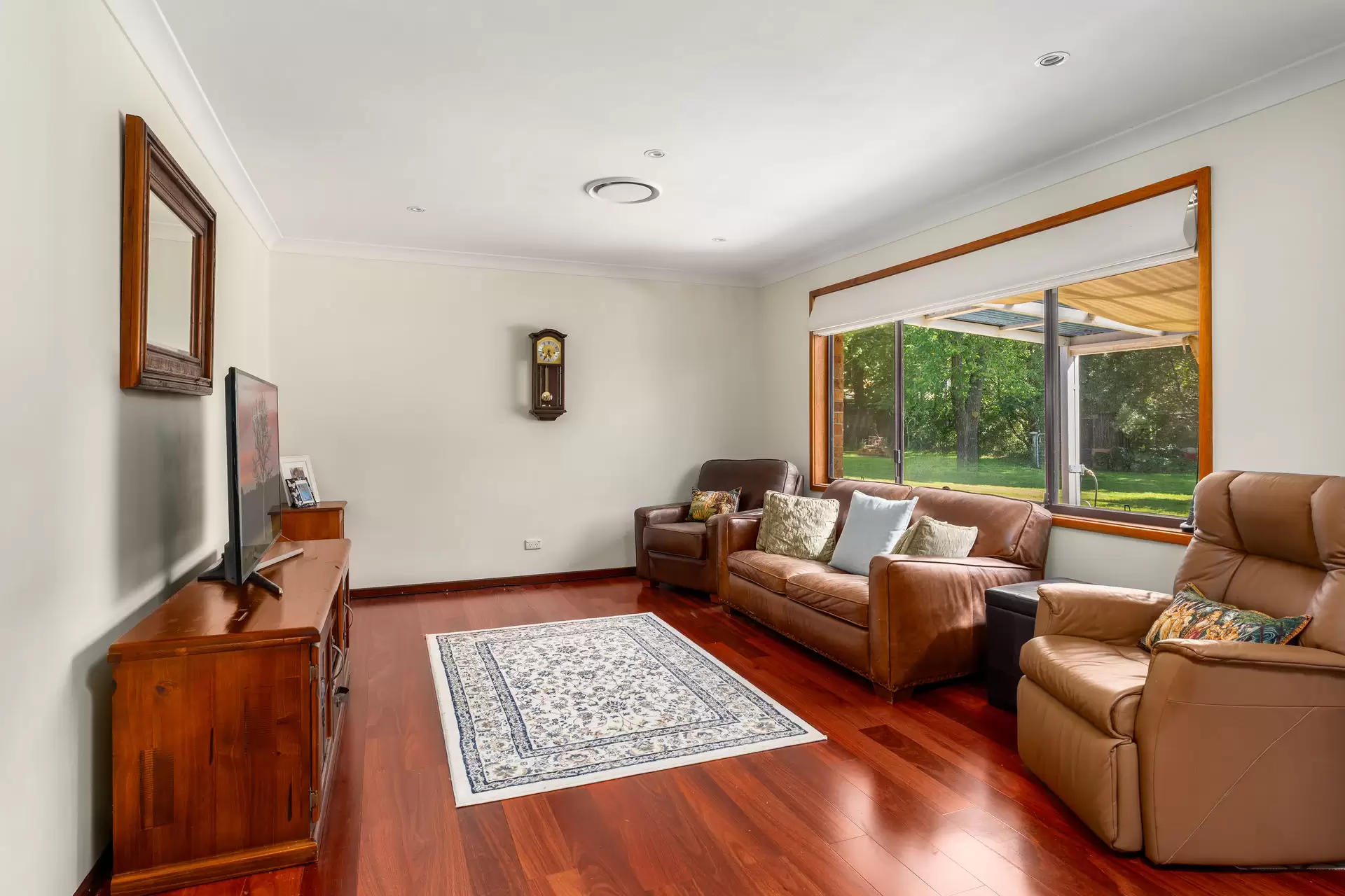 8 Eridge Park Road, Burradoo Sold by Sydney Sotheby's International Realty - image 6