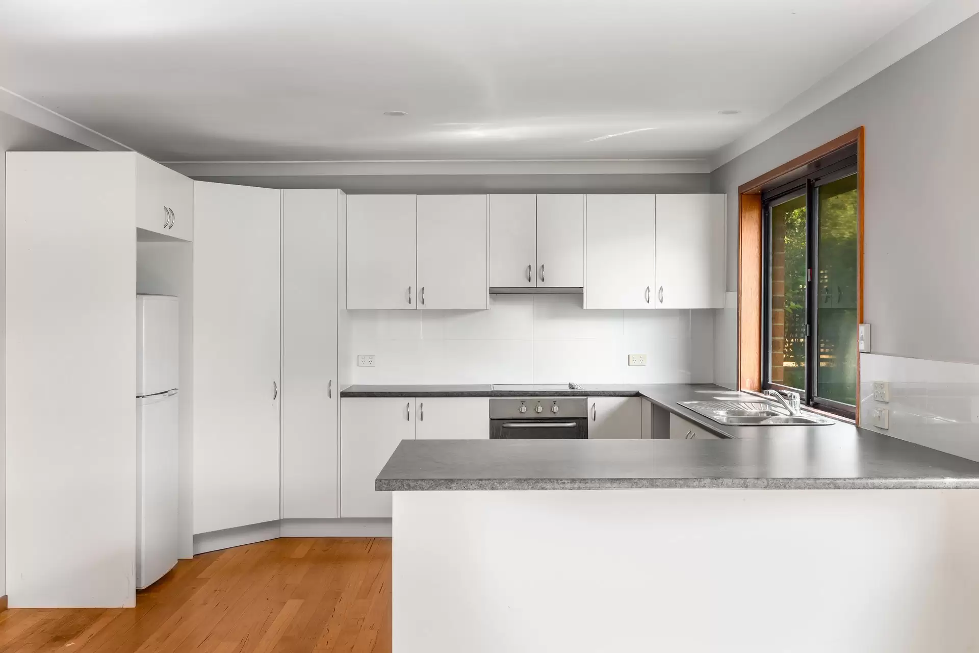 8 Eridge Park Road, Burradoo Sold by Sydney Sotheby's International Realty - image 9