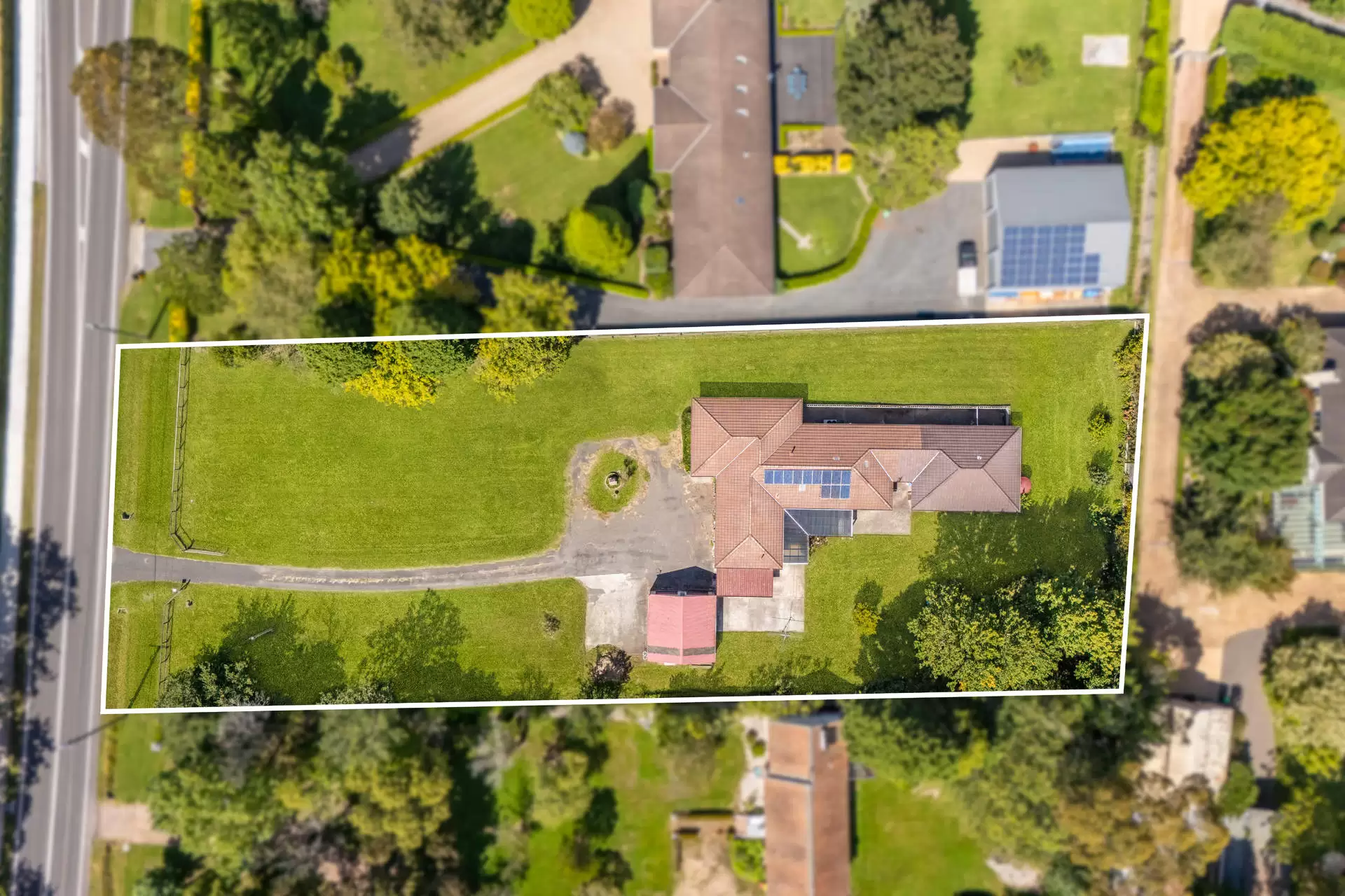 8 Eridge Park Road, Burradoo Sold by Sydney Sotheby's International Realty - image 11