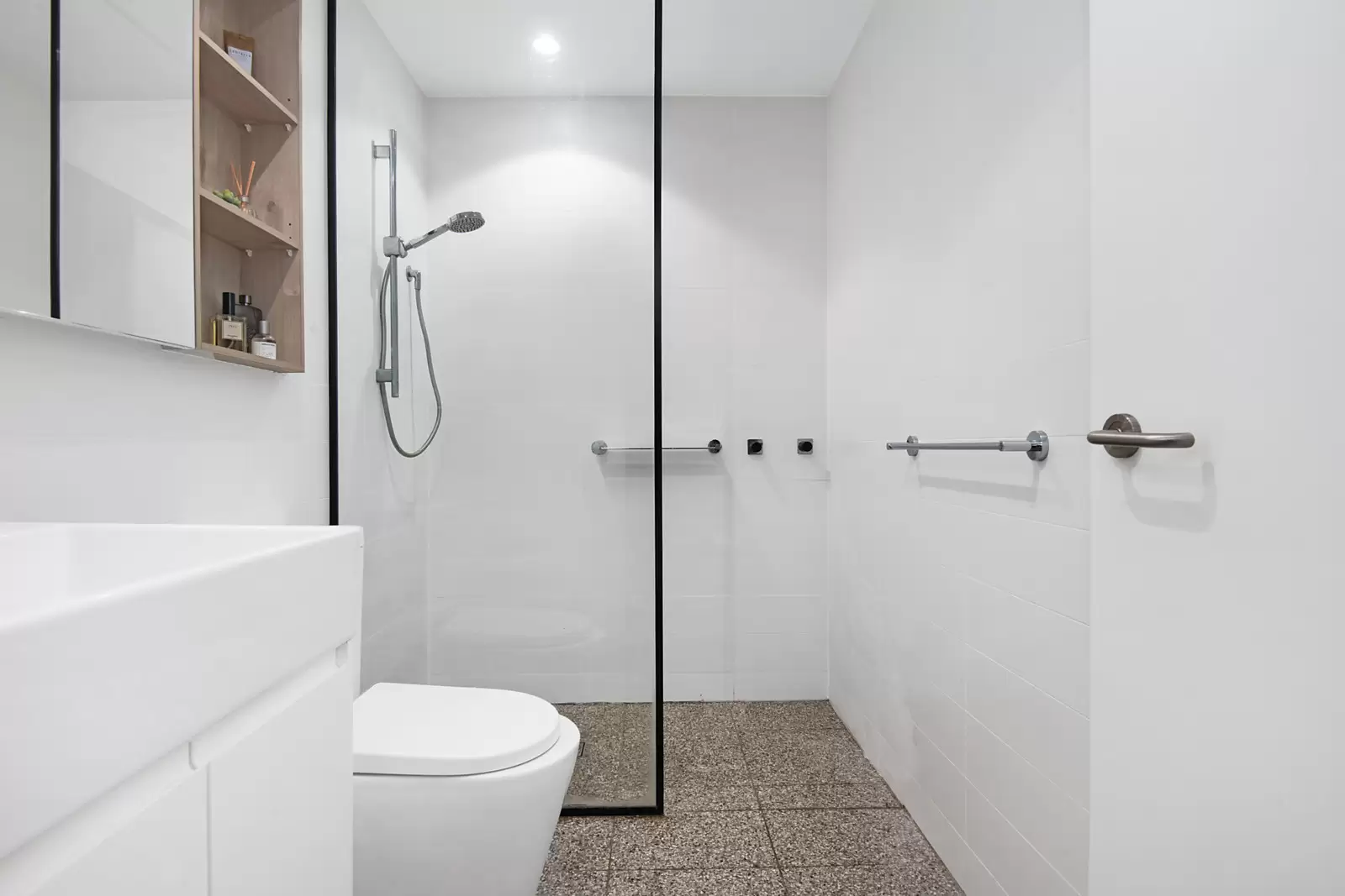 303/1 Duntroon Street, Hurlstone Park Sold by Sydney Sotheby's International Realty - image 4