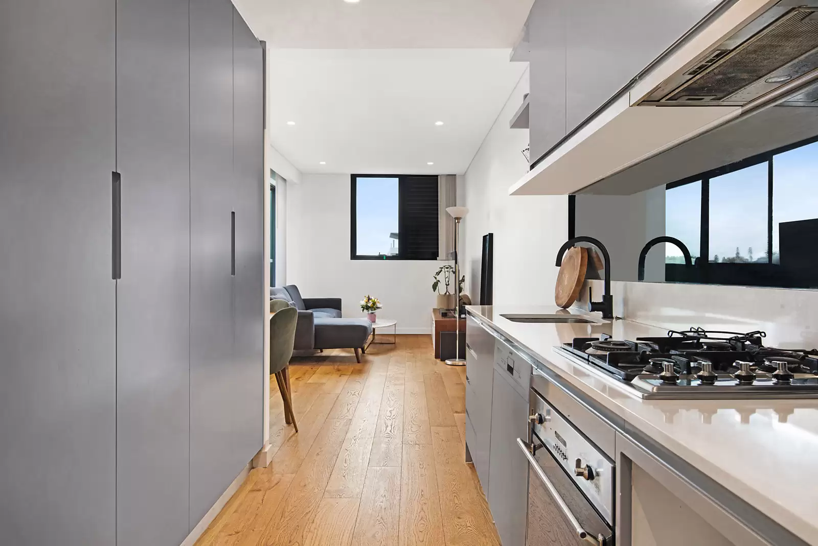 303/1 Duntroon Street, Hurlstone Park Sold by Sydney Sotheby's International Realty - image 5