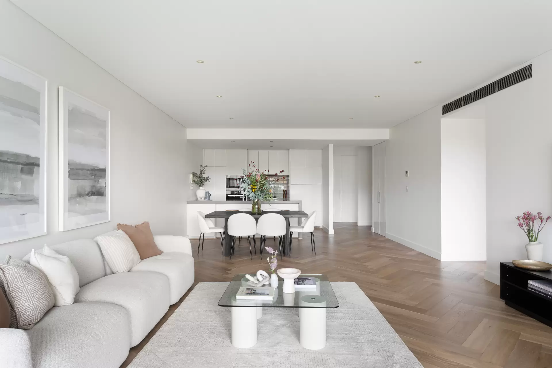 35/16 Neild Avenue, Darlinghurst Sold by Sydney Sotheby's International Realty - image 1