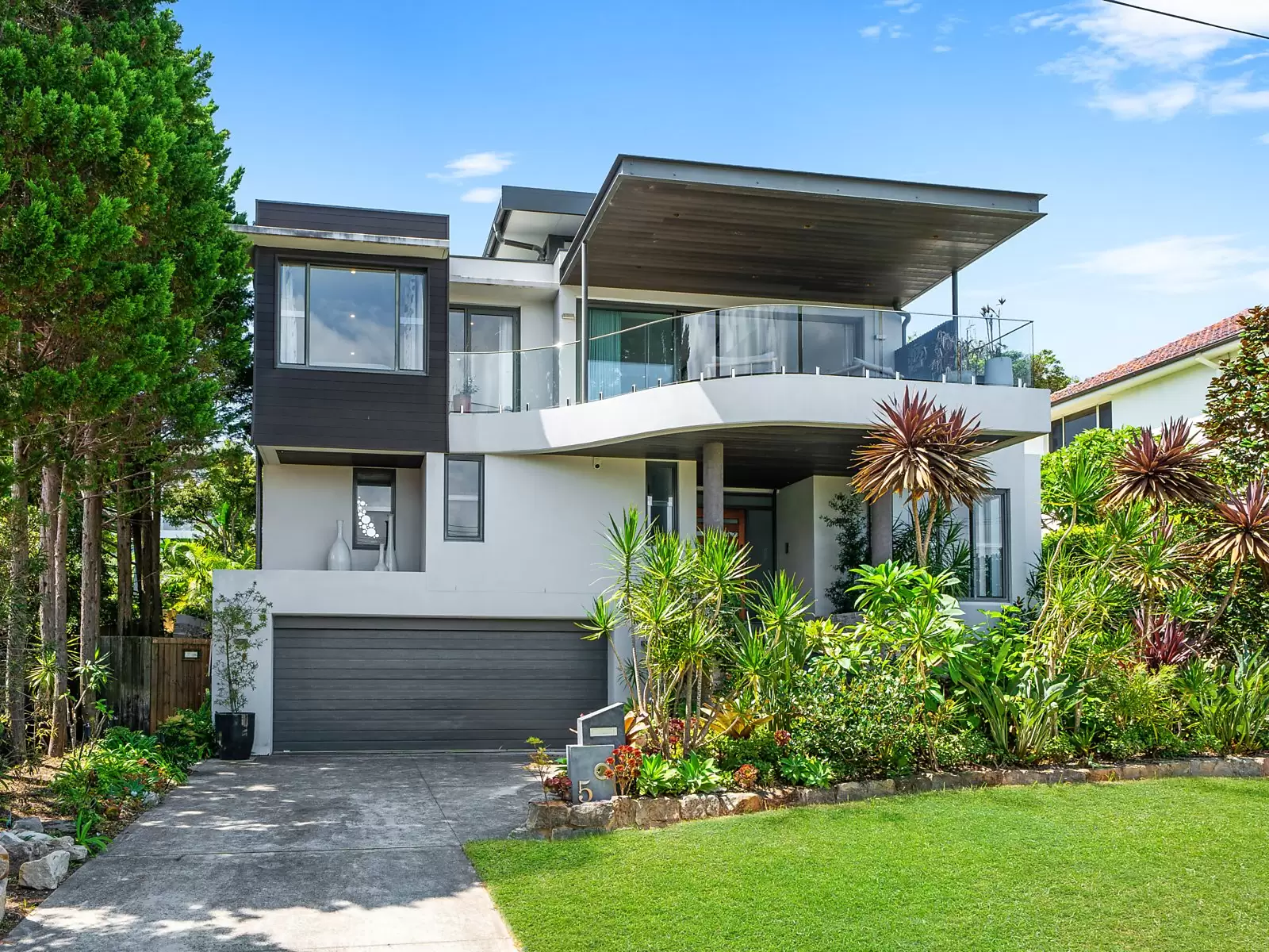 5 Nulla Street, Vaucluse Sold by Sydney Sotheby's International Realty - image 1