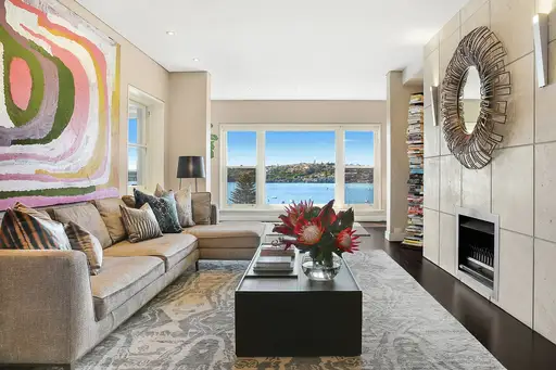 2/6 Aston Gardens, Bellevue Hill Sold by Sydney Sotheby's International Realty