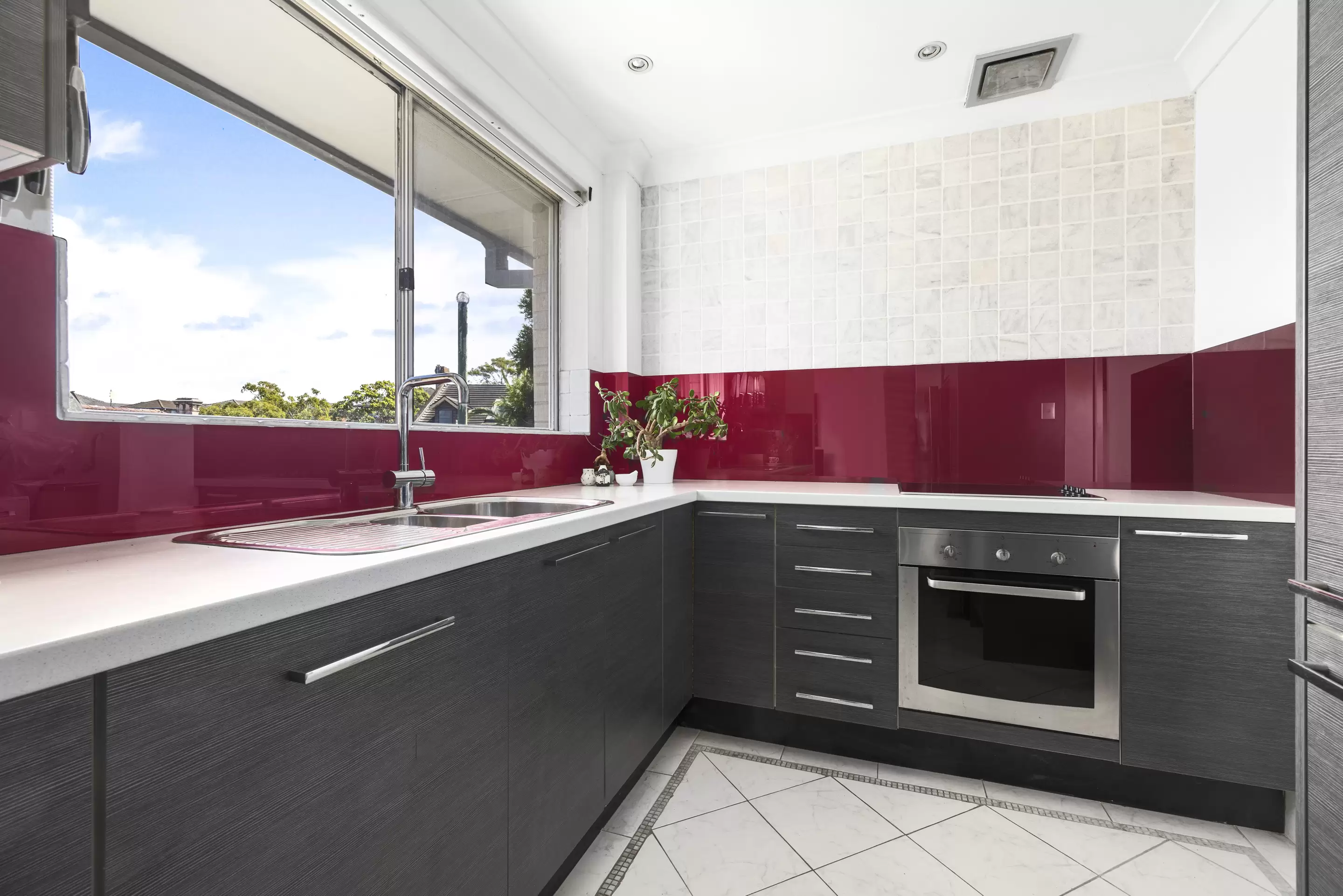 9/38 St Marks Road, Randwick Sold by Sydney Sotheby's International Realty - image 2