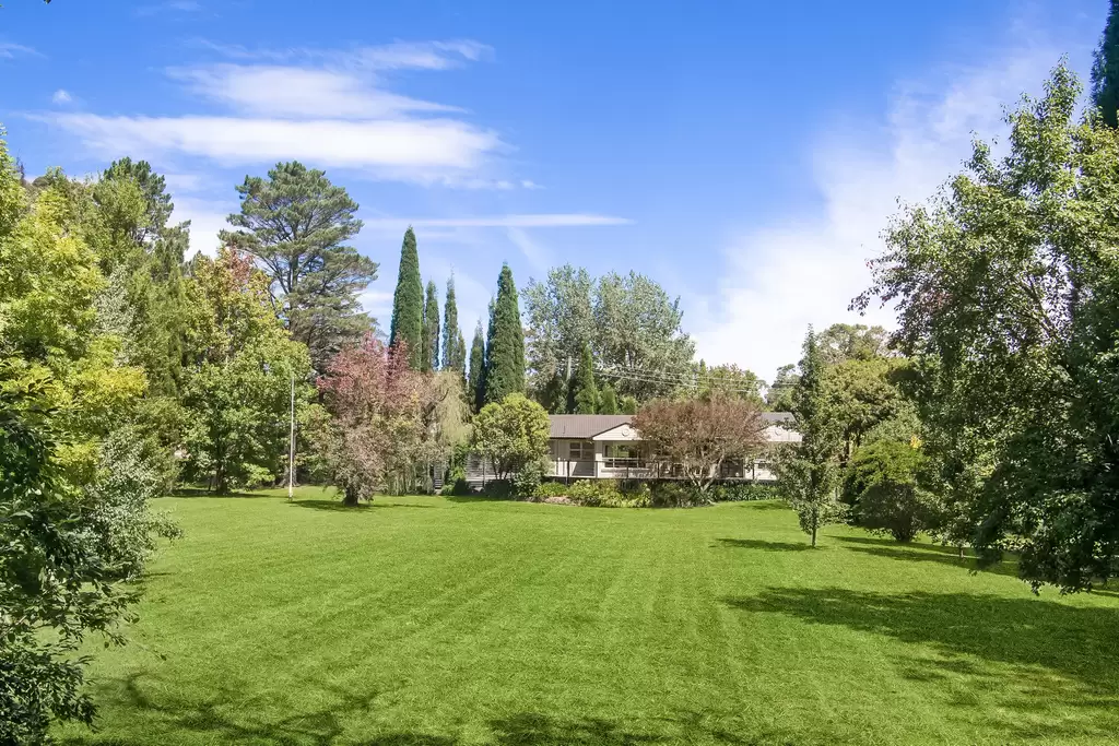 6 Holly Road, Burradoo Sold by Sydney Sotheby's International Realty