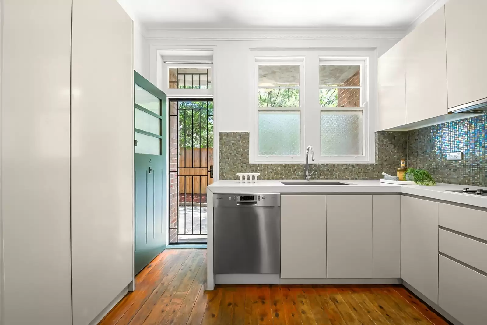 2/47 Waverley Street, Bondi Junction Sold by Sydney Sotheby's International Realty - image 7