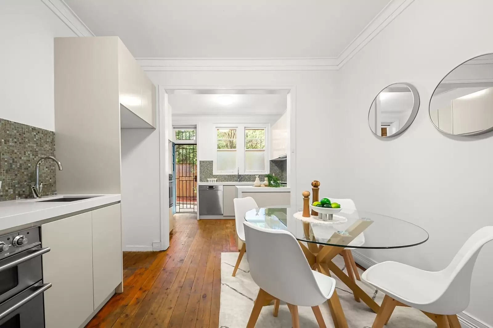 2/47 Waverley Street, Bondi Junction Sold by Sydney Sotheby's International Realty - image 4