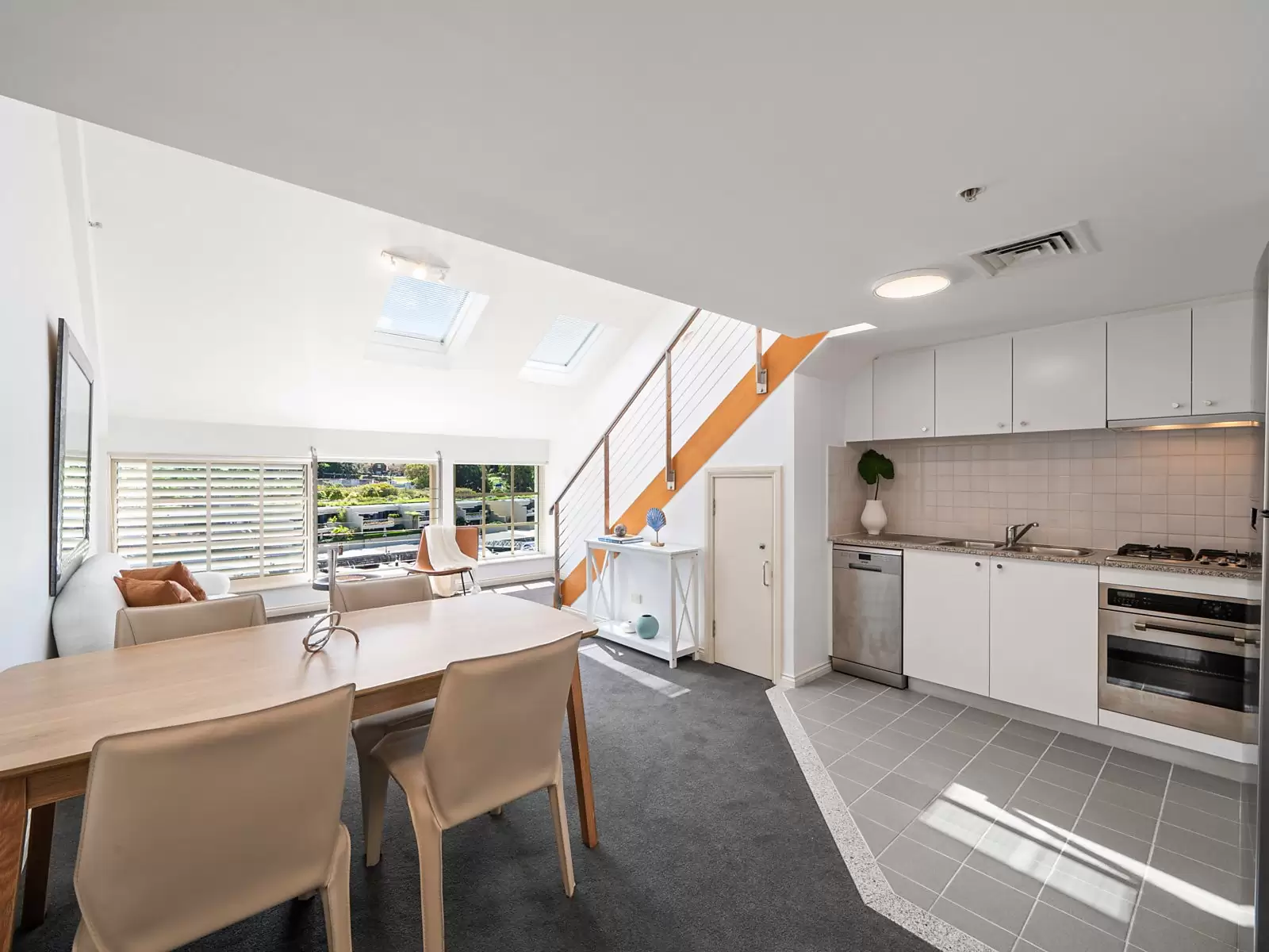 578/6C Cowper Wharf Roadway, Woolloomooloo For Sale by Sydney Sotheby's International Realty - image 6
