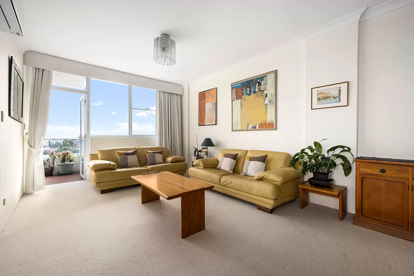 28/205 Birrell Street, Waverley Sold by Sydney Sotheby's International Realty - image 2