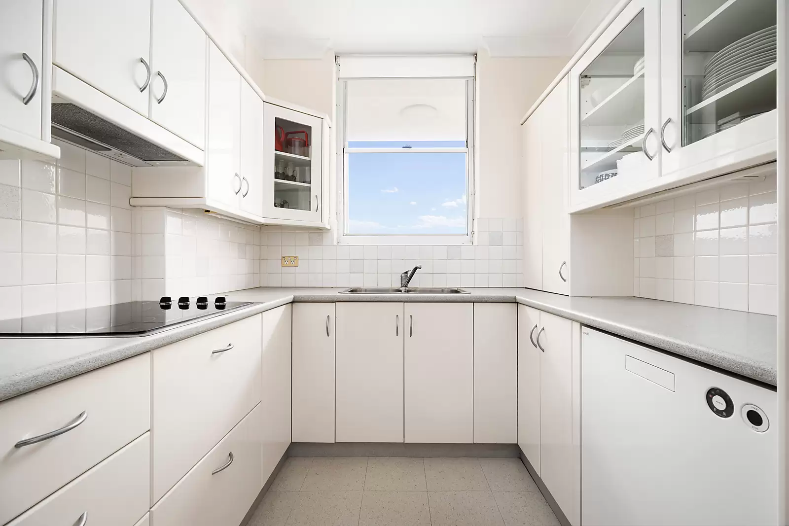 28/205 Birrell Street, Waverley Sold by Sydney Sotheby's International Realty - image 5