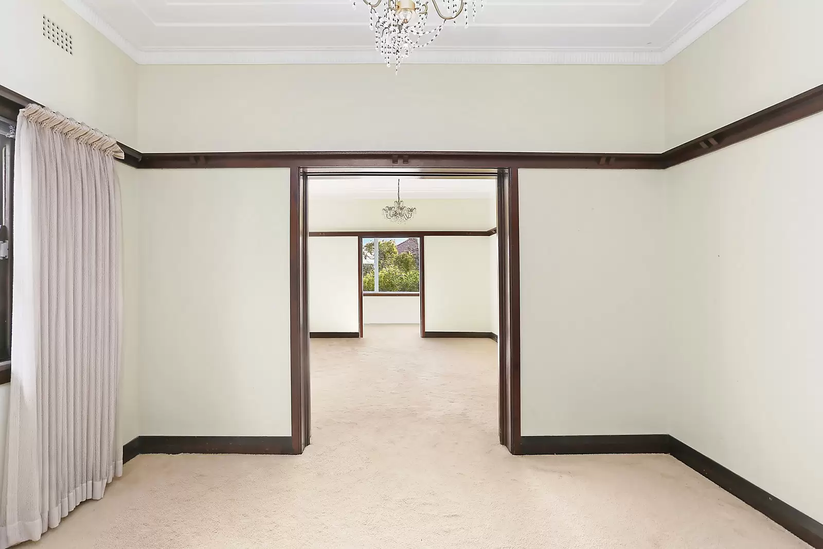 54 Wallangra Road, Dover Heights Sold by Sydney Sotheby's International Realty - image 6