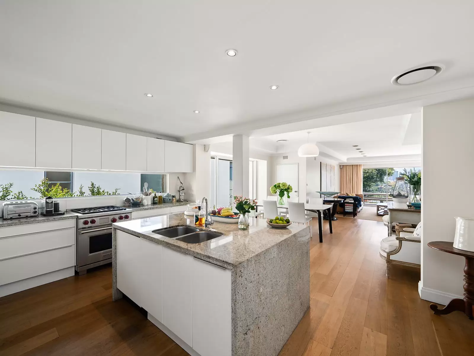 47 Fairfax Road, Bellevue Hill Sold by Sydney Sotheby's International Realty - image 6