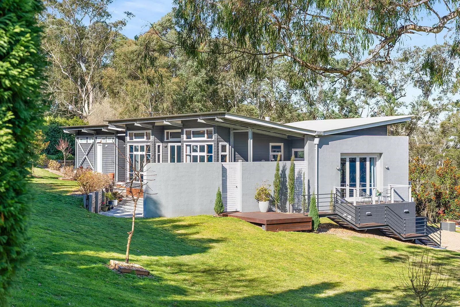 6  Woodbury Court, Bowral For Sale by Sydney Sotheby's International Realty - image 1