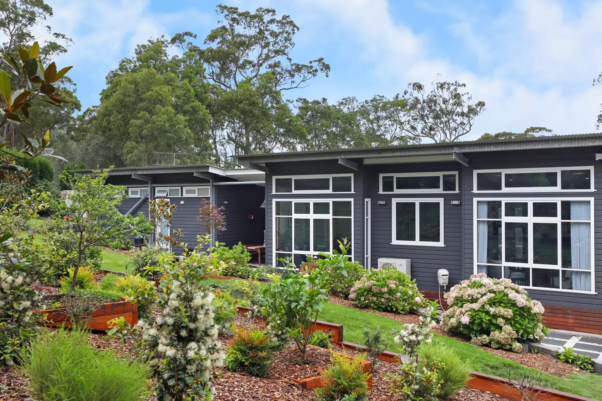 6  Woodbury Court, Bowral For Sale by Sydney Sotheby's International Realty - image 3