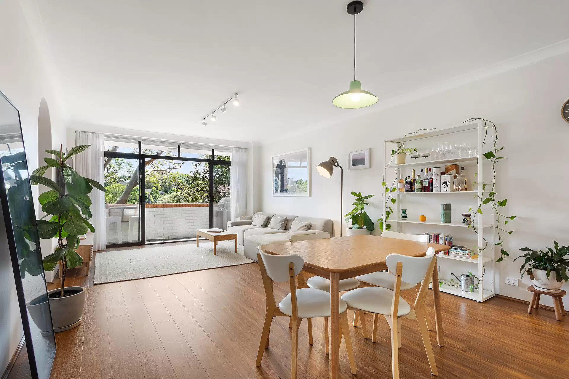 5/23 Glen Avenue, Randwick Sold by Sydney Sotheby's International Realty - image 1