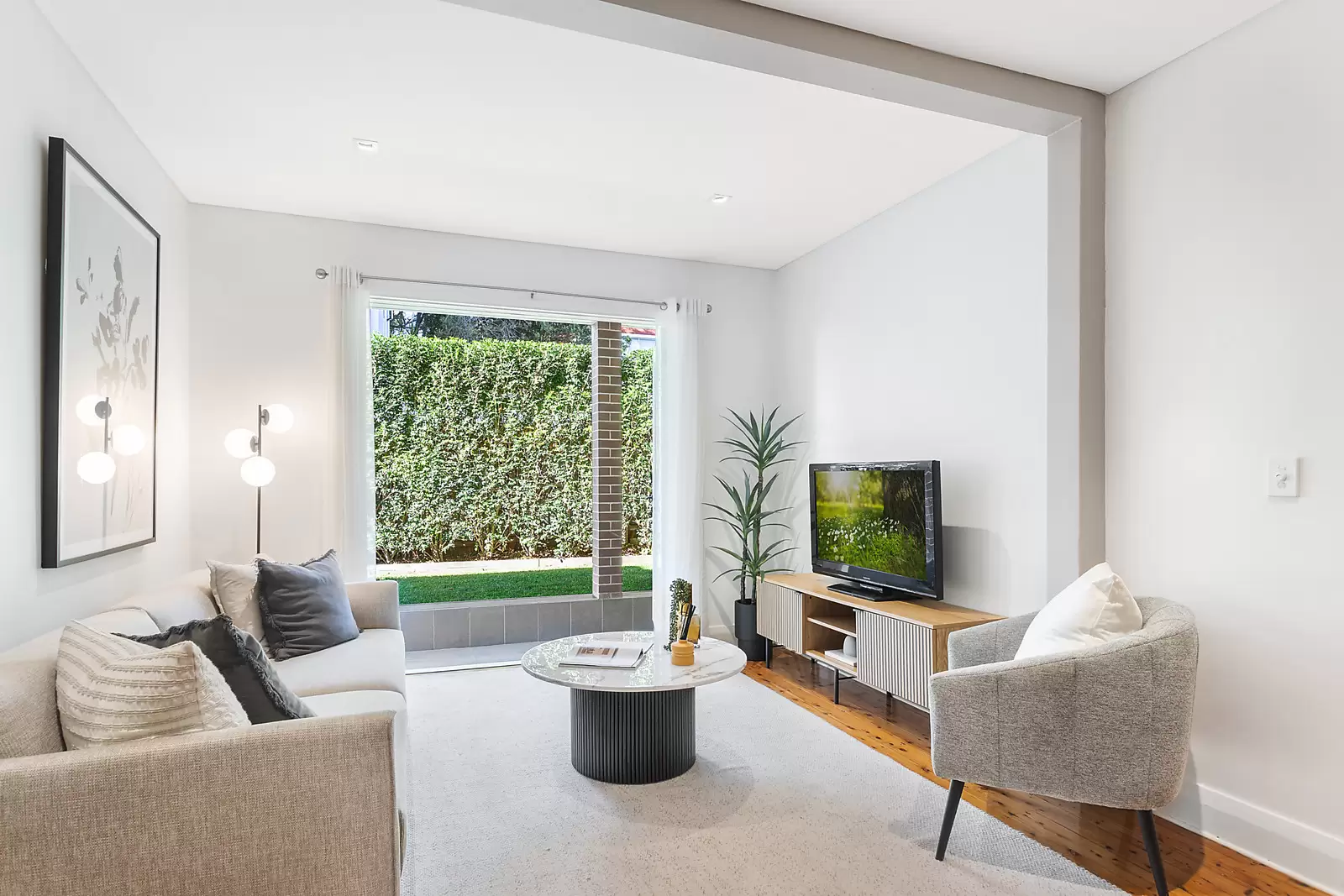1/9 Glenwood Avenue, Coogee Sold by Sydney Sotheby's International Realty - image 2