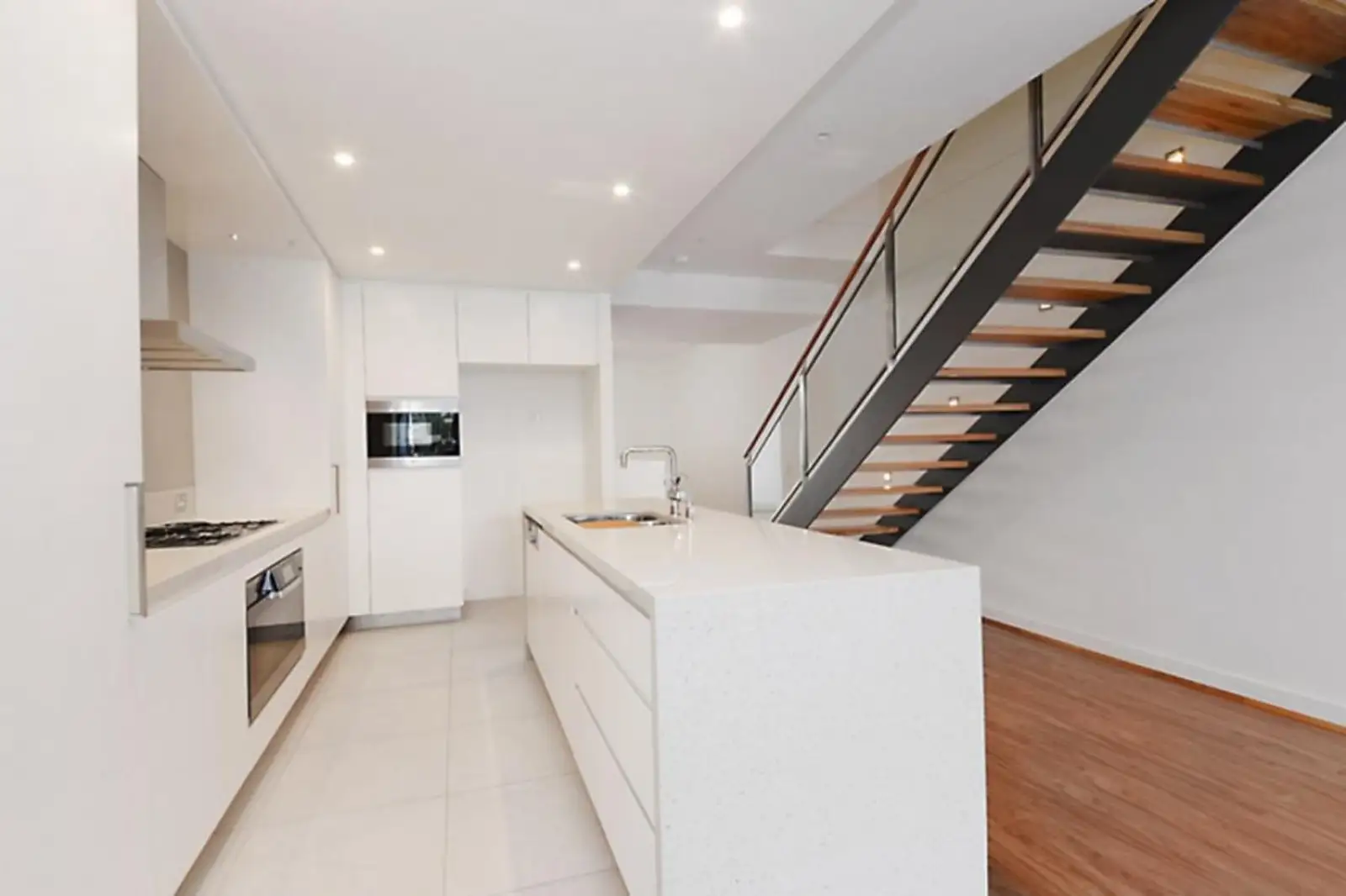 107 Ross Street, Forest Lodge Leased by Sydney Sotheby's International Realty - image 3