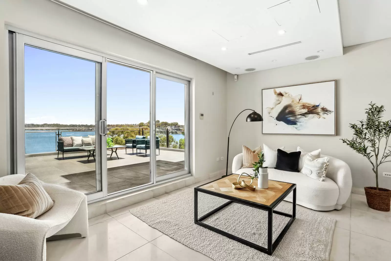 165 Stuart Street, Blakehurst Leased by Sydney Sotheby's International Realty - image 6