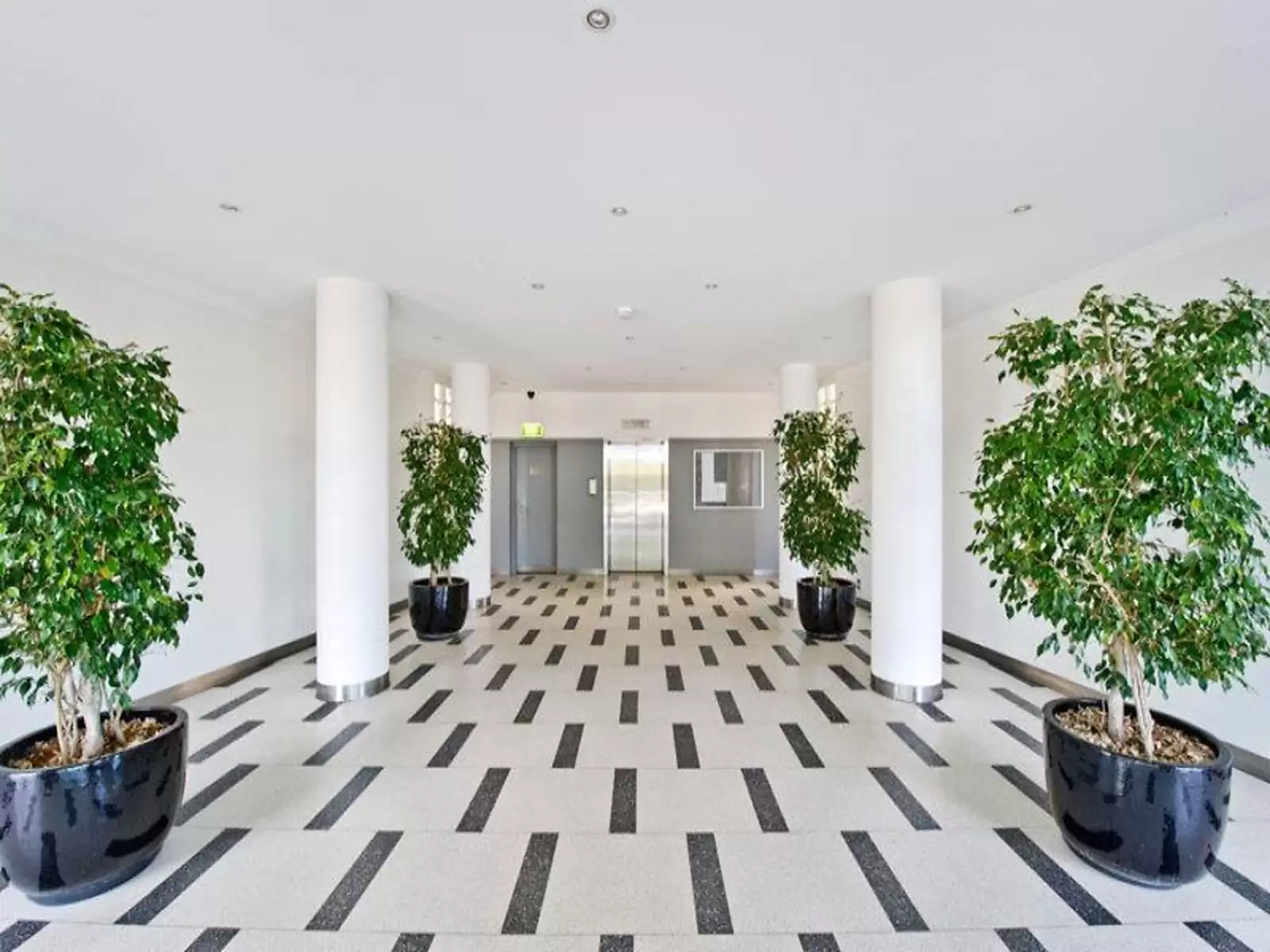 8/25 Wolseley Road, Point Piper Leased by Sydney Sotheby's International Realty - image 6