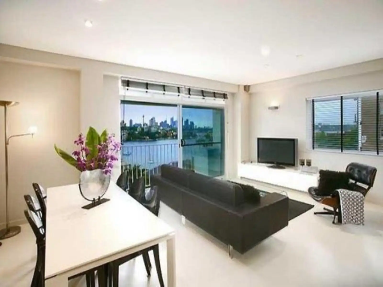 8/25 Wolseley Road, Point Piper Leased by Sydney Sotheby's International Realty - image 3