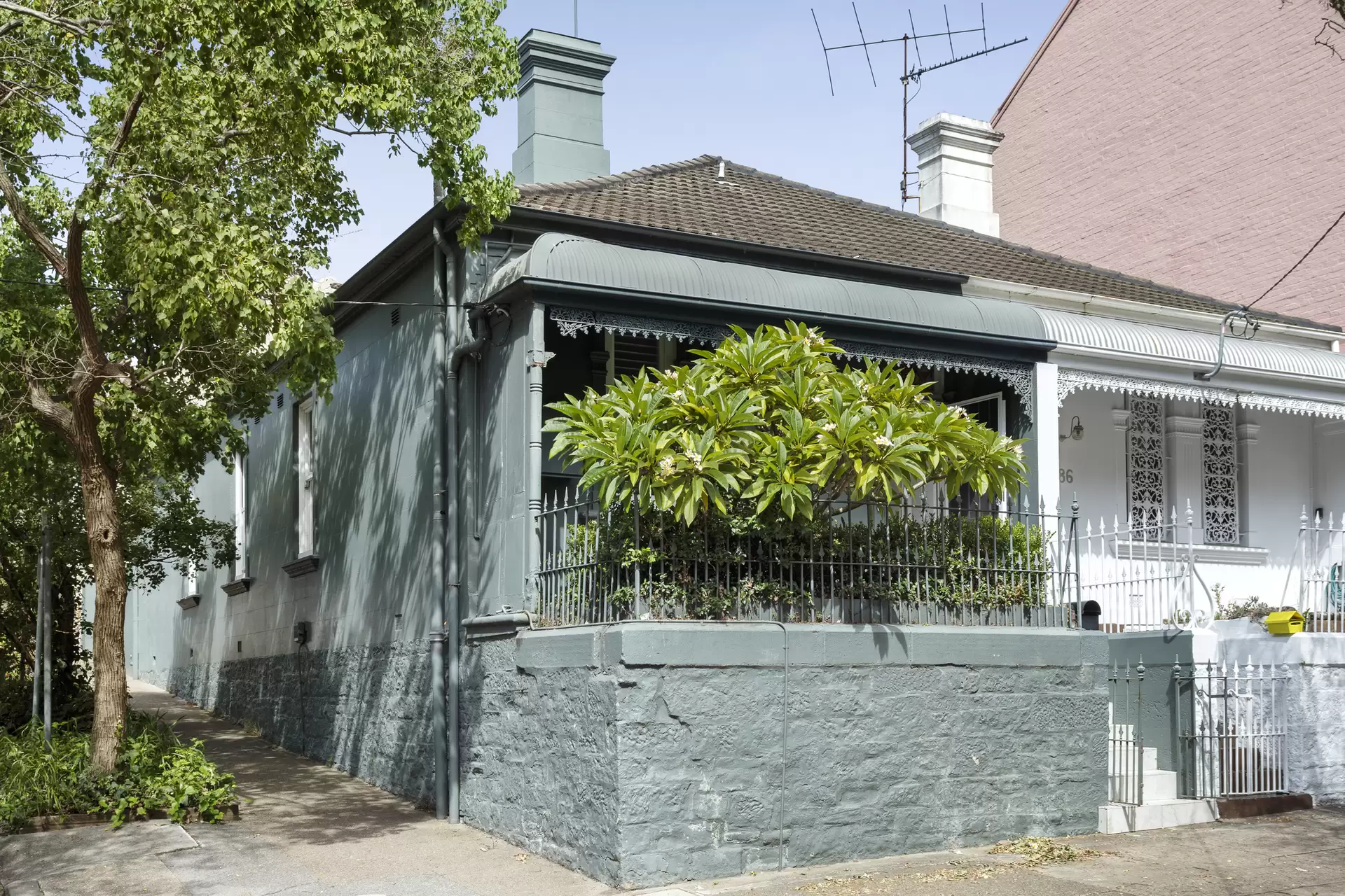 84 Lawson Street, Paddington Sold by Sydney Sotheby's International Realty - image 1