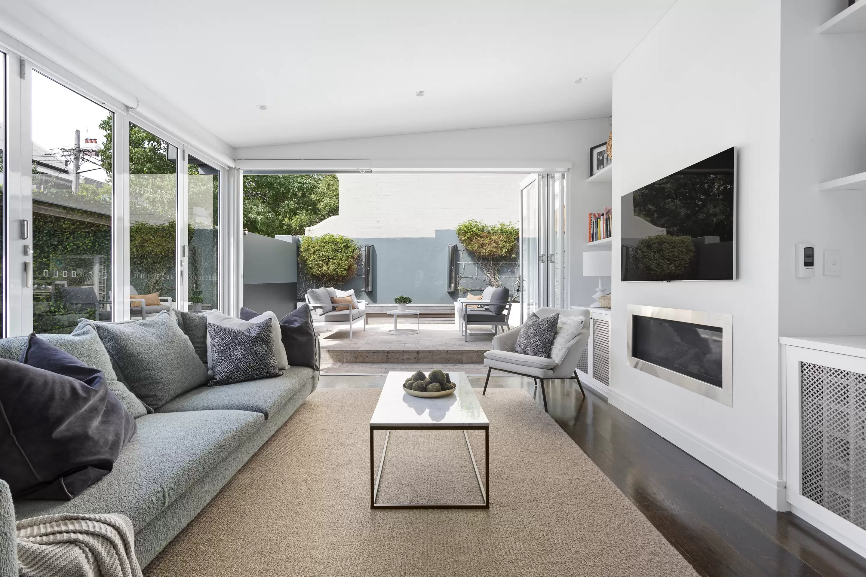 84 Lawson Street, Paddington Sold by Sydney Sotheby's International Realty - image 1