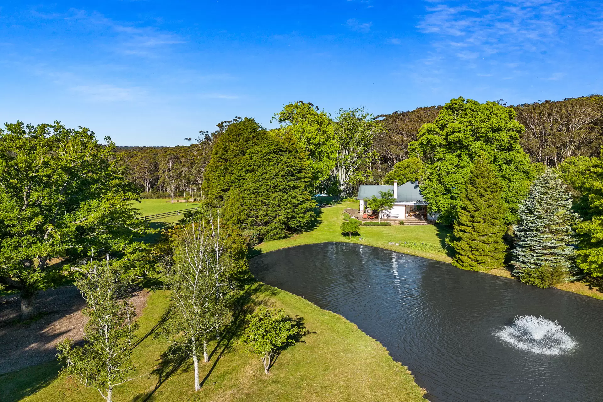 1035 Meryla Road, Meryla Sold by Sydney Sotheby's International Realty - image 2