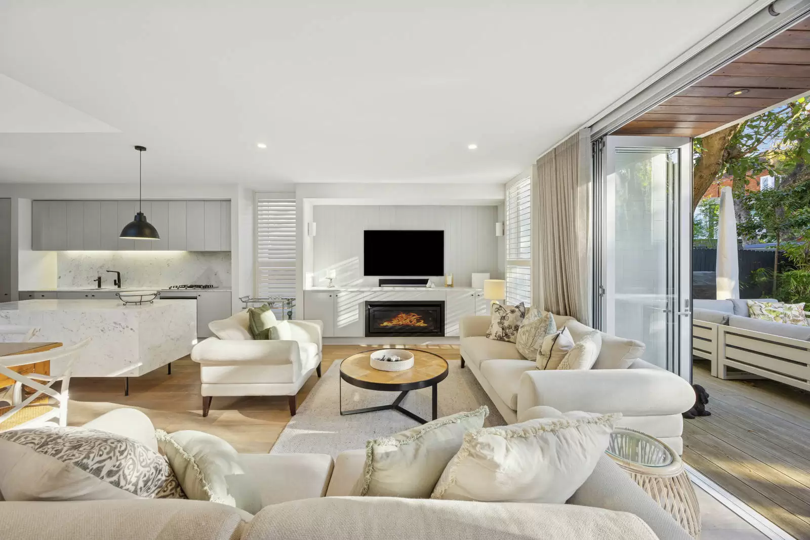 14 Pearce Street, Double Bay Leased by Sydney Sotheby's International Realty - image 4