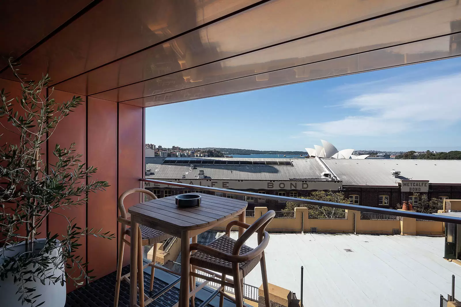 401/38A Cumberland Street, The Rocks Leased by Sydney Sotheby's International Realty - image 1