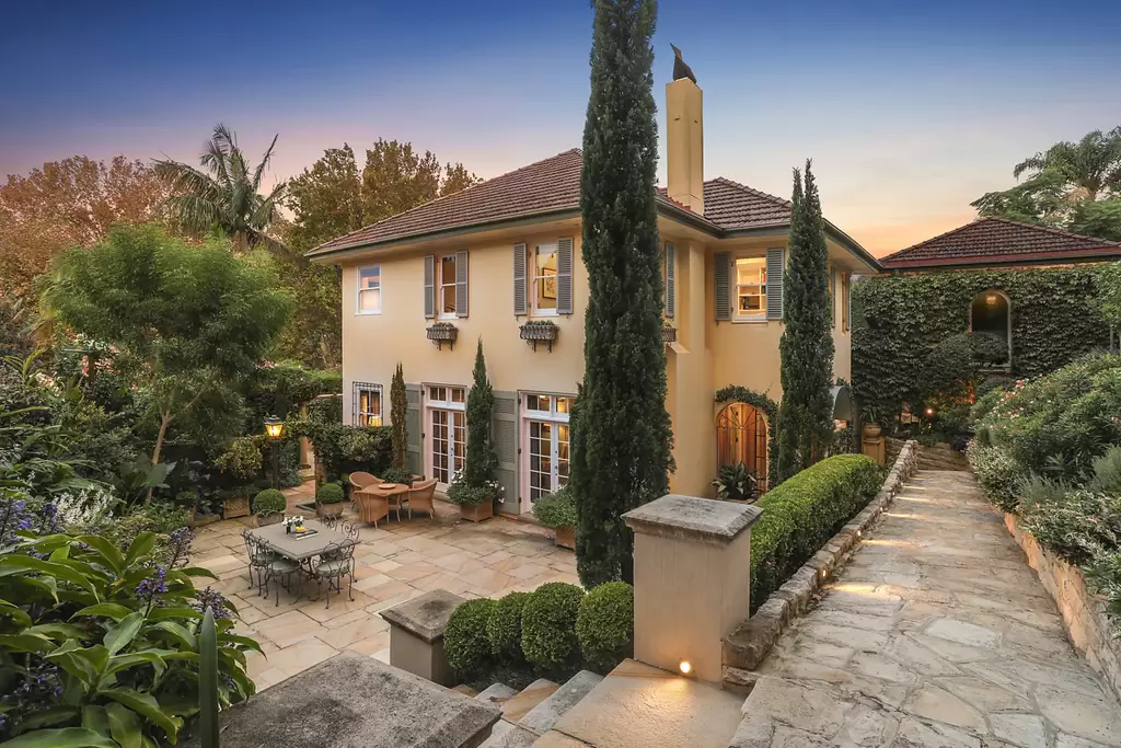 11 Wallaroy Road, Woollahra Sold by Sydney Sotheby's International Realty