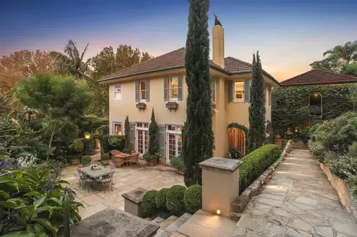 11 Wallaroy Road, Woollahra Sold by Sydney Sotheby's International Realty