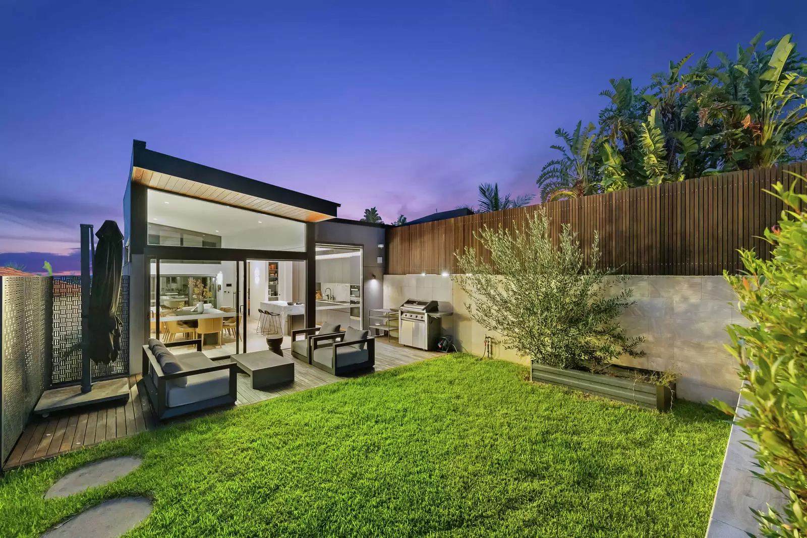 17 Blandford Avenue, Bronte Sold by Sydney Sotheby's International Realty - image 2