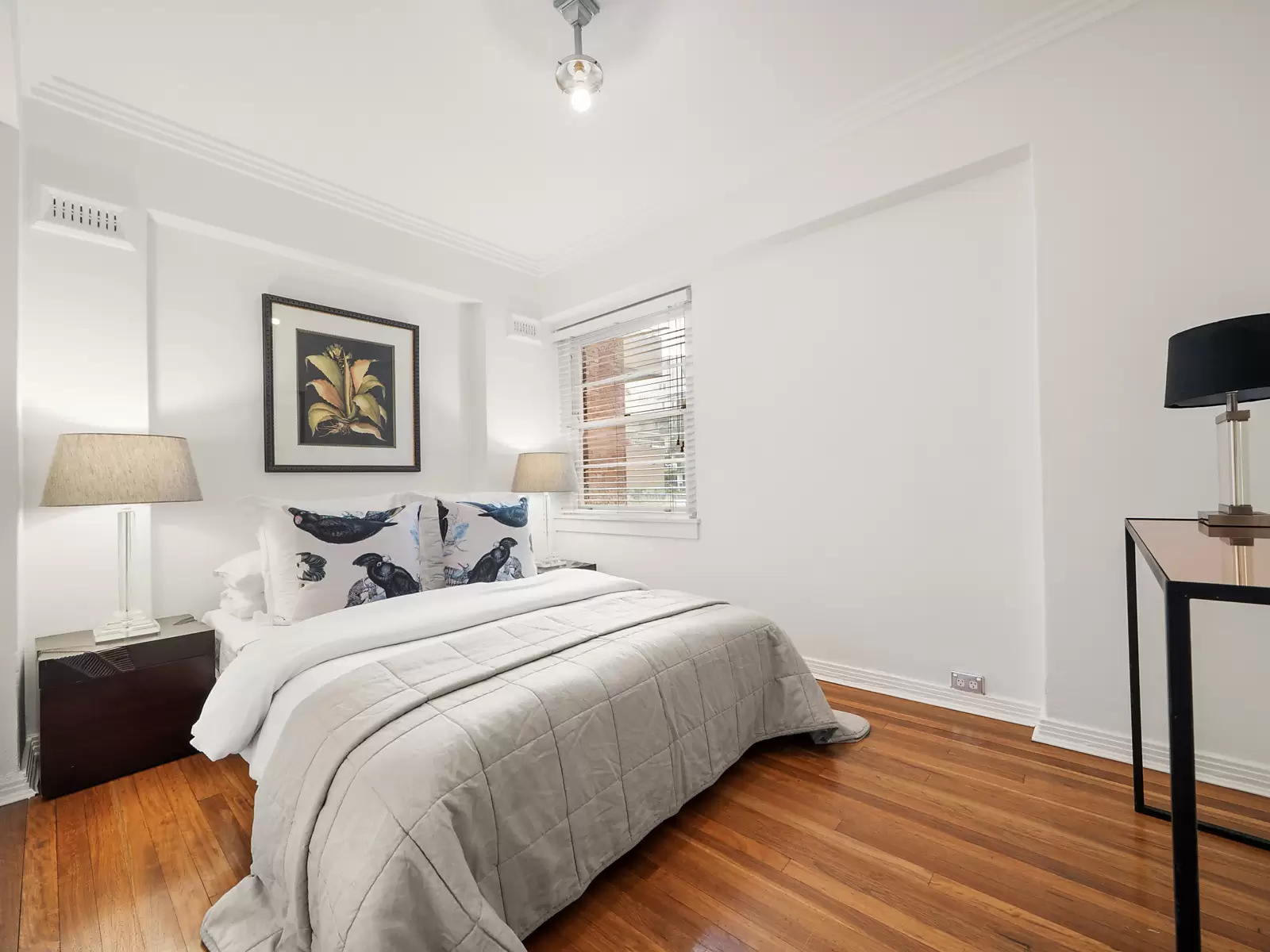 1/6-8 Ithaca Road, Elizabeth Bay Sold by Sydney Sotheby's International Realty - image 9