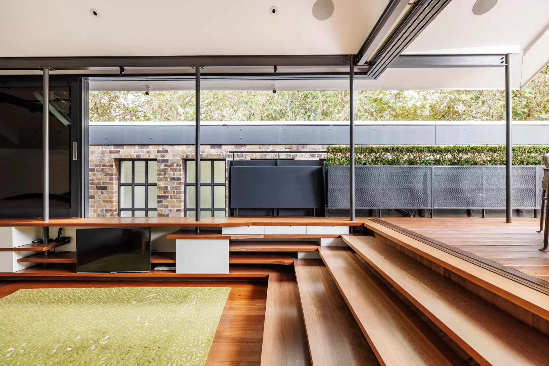 464 Bourke Street, Surry Hills Sold by Sydney Sotheby's International Realty - image 1