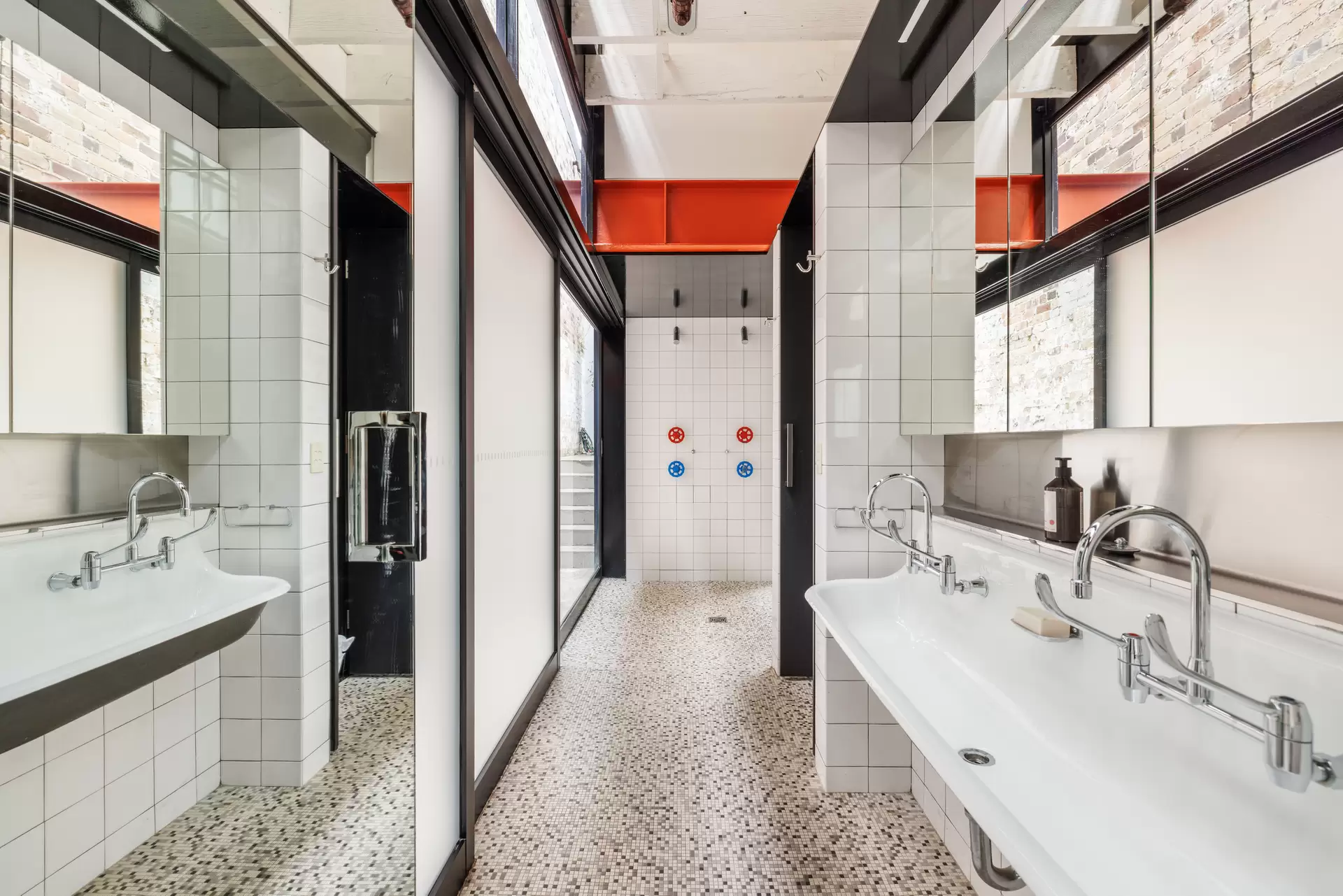464 Bourke Street, Surry Hills Sold by Sydney Sotheby's International Realty - image 1