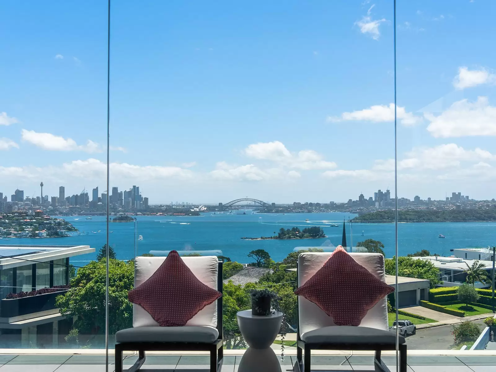 11 Dalley Avenue, Vaucluse Sold by Sydney Sotheby's International Realty - image 1
