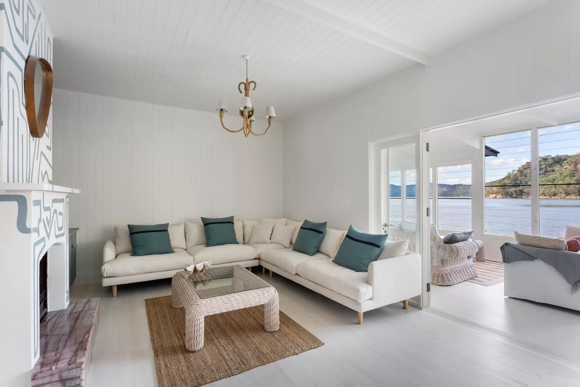 4 Sunny Corner, Berowra Waters Sold by Sydney Sotheby's International Realty - image 1