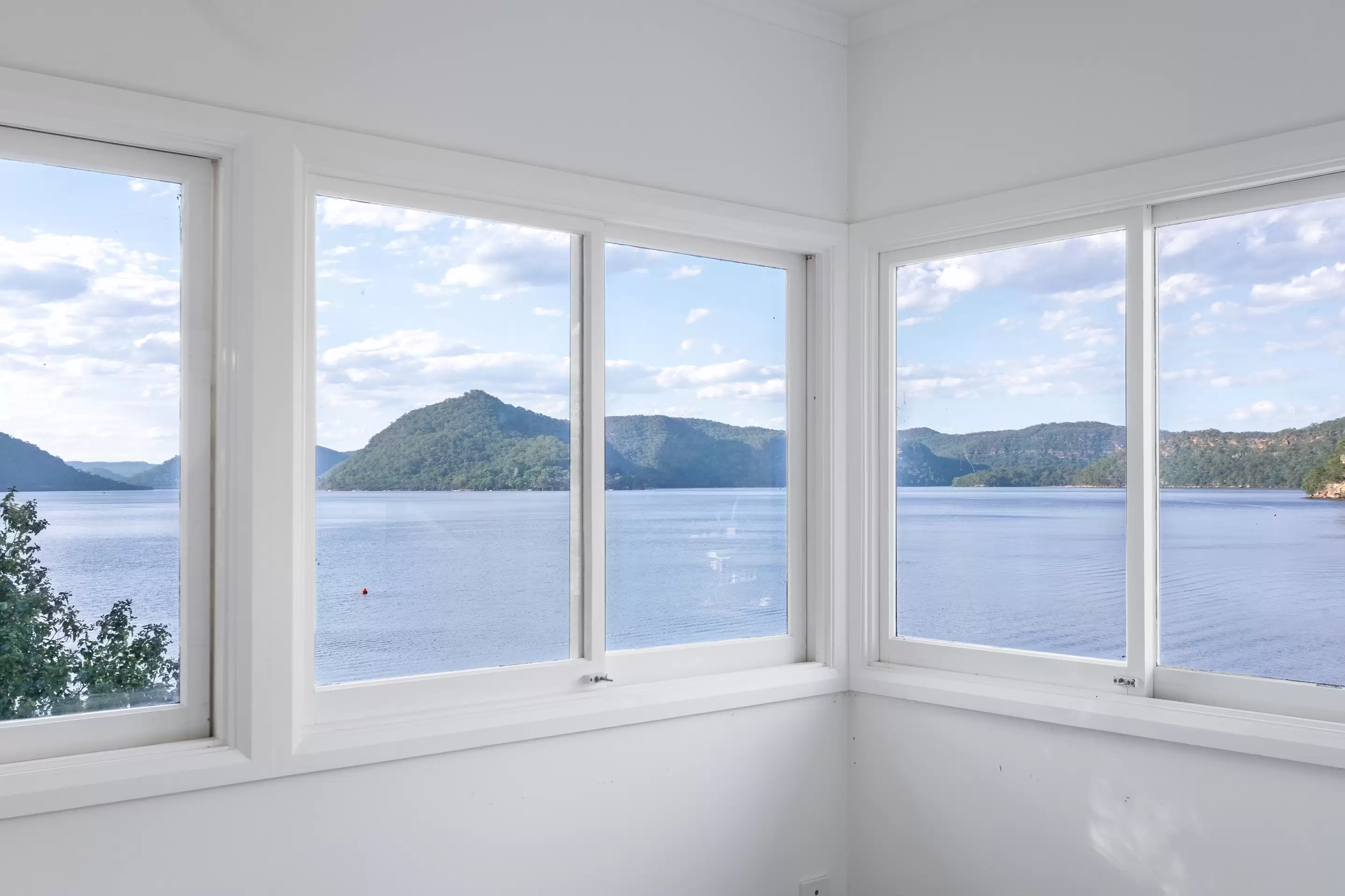 4 Sunny Corner, Berowra Waters Sold by Sydney Sotheby's International Realty - image 17